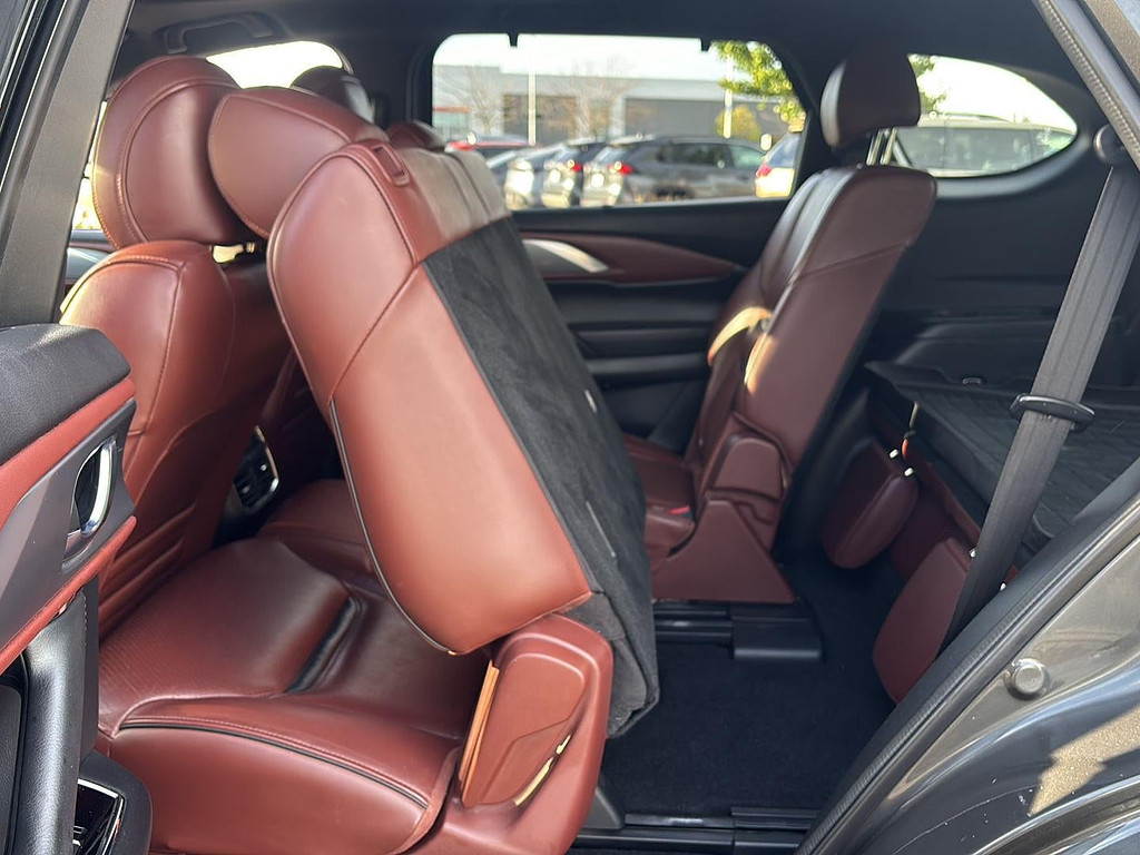 2018 Mazda Mazda CX-9 Located at Smart Motors Toyota slide-image