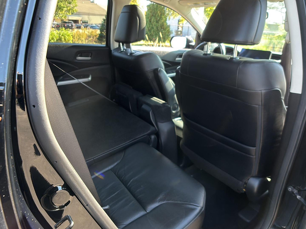 2013 Honda CR-V Located at Smart Motors Toyota slide-image