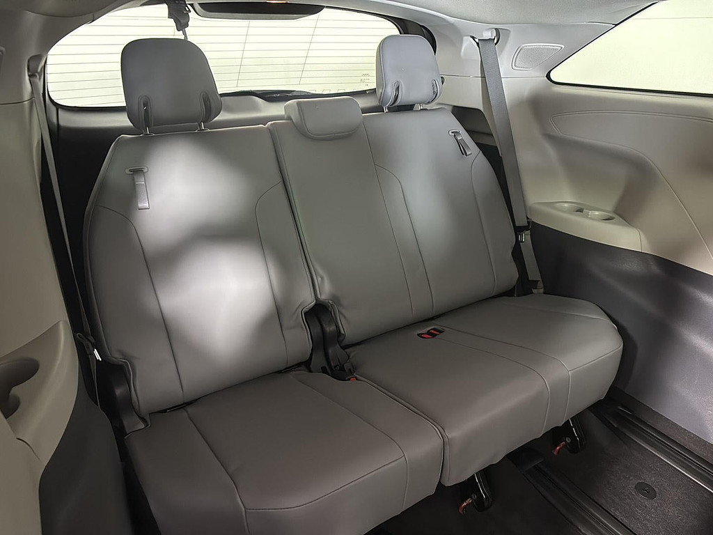 2021 Toyota Sienna Located at Smart Motors Toyota slide-image