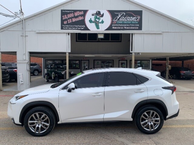 2016 Lexus NX 200t's photo