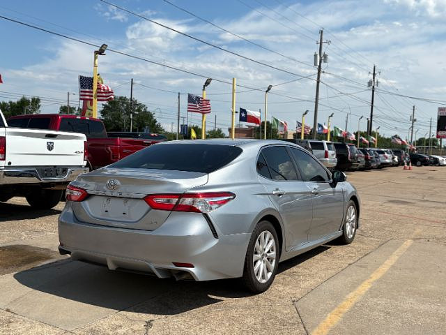 image-2 2018 Toyota Camry