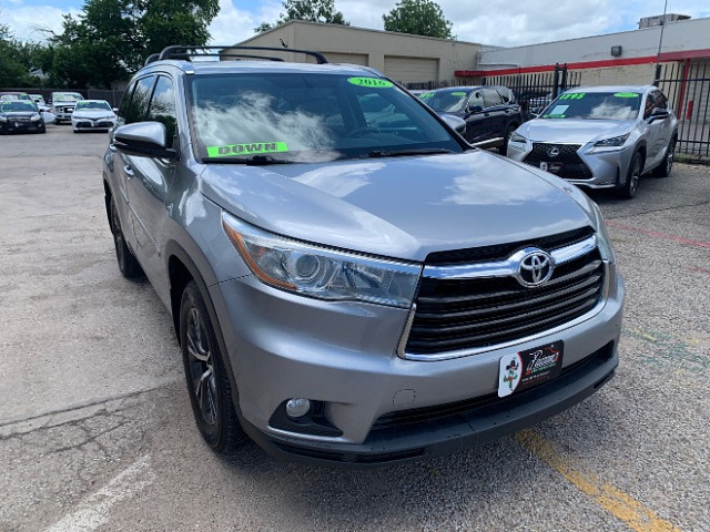 image-1 2016 Toyota Highlander