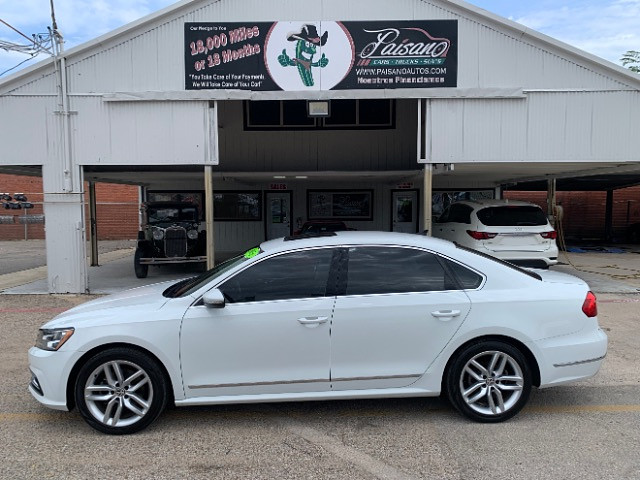 2016 Volkswagen Passat 1.8T SE Auto's photo