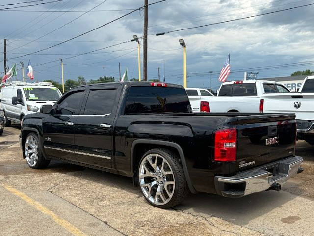 2015 GMC Sierra 2WD Crew Cab SLT SWB's photo