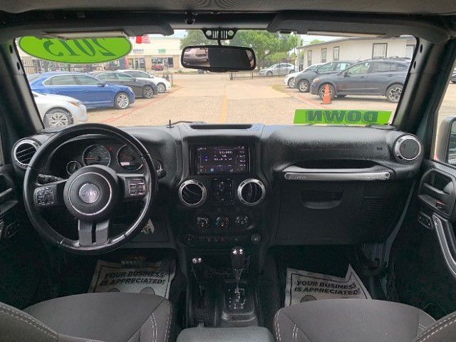 image-3 2015 Jeep Wrangler Unlimited
