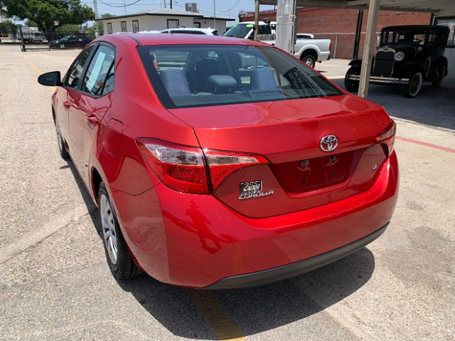 image-2 2018 Toyota Corolla