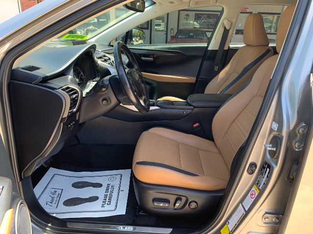 image-4 2017 Lexus NX 200t