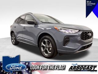 Thumbnail - 2023 Ford Escape