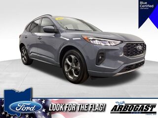 Thumbnail - 2023 Ford Escape