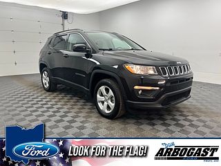 Thumbnail - 2019 Jeep Compass
