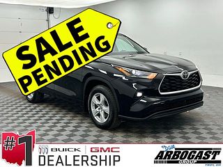 Thumbnail - 2022 Toyota Highlander