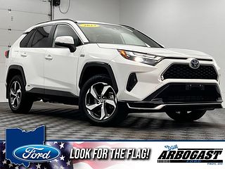 Thumbnail - 2023 Toyota RAV4 Prime