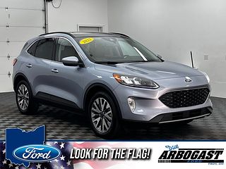 Thumbnail - 2022 Ford Escape Hybrid