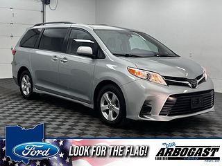 Thumbnail - 2019 Toyota Sienna