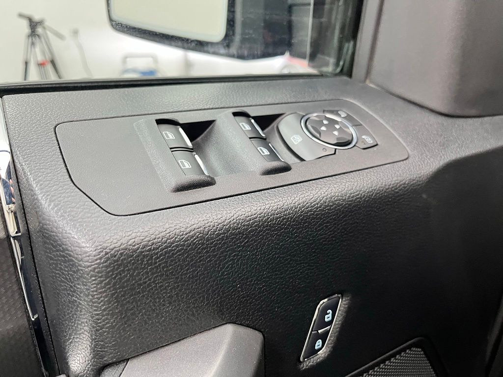 slide-image