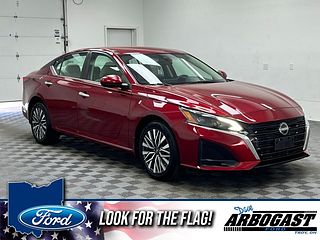 Thumbnail - 2023 Nissan Altima