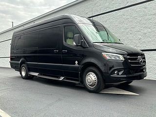 Thumbnail - 2021 Mercedes-Benz Luxury Sprinter