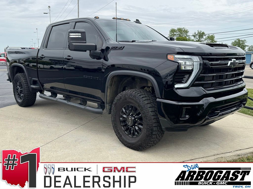 2024 Chevrolet Silverado HD LTZ 4WD Crew Cab Standard Box's photo