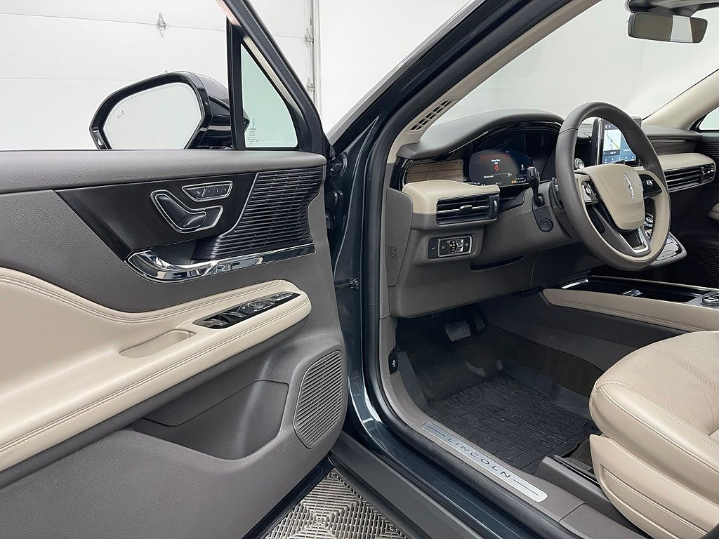 slide-image