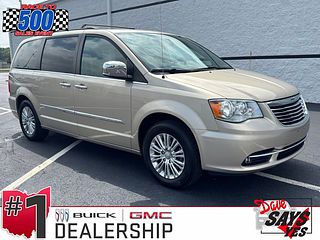 Thumbnail - 2015 Chrysler Town  Country