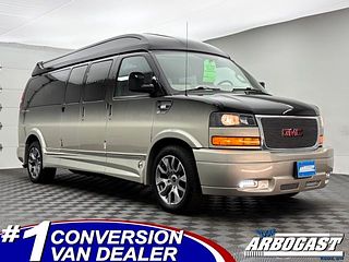 Thumbnail - 2022 GMC Conversion Van