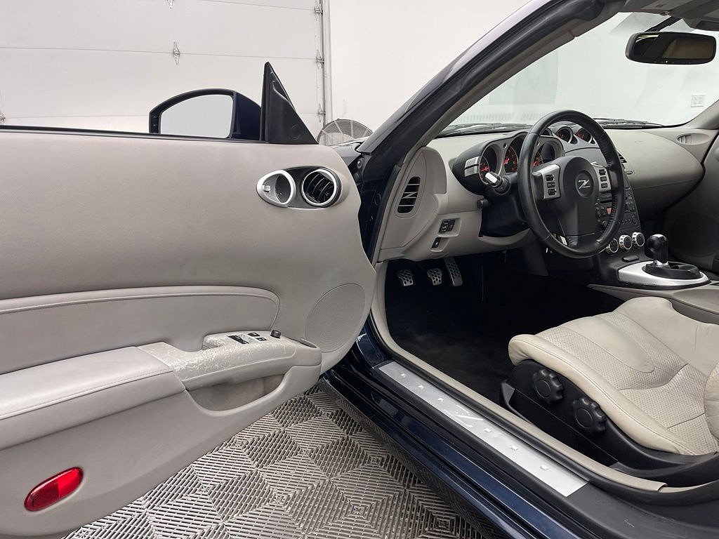 slide-image