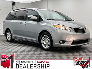 Thumbnail - 2013 Toyota Sienna