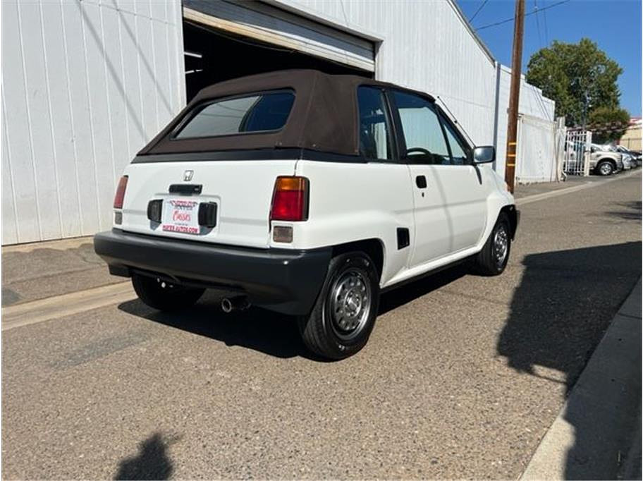 1984 Honda City Located at Hayes Autos Classic light-box-slides