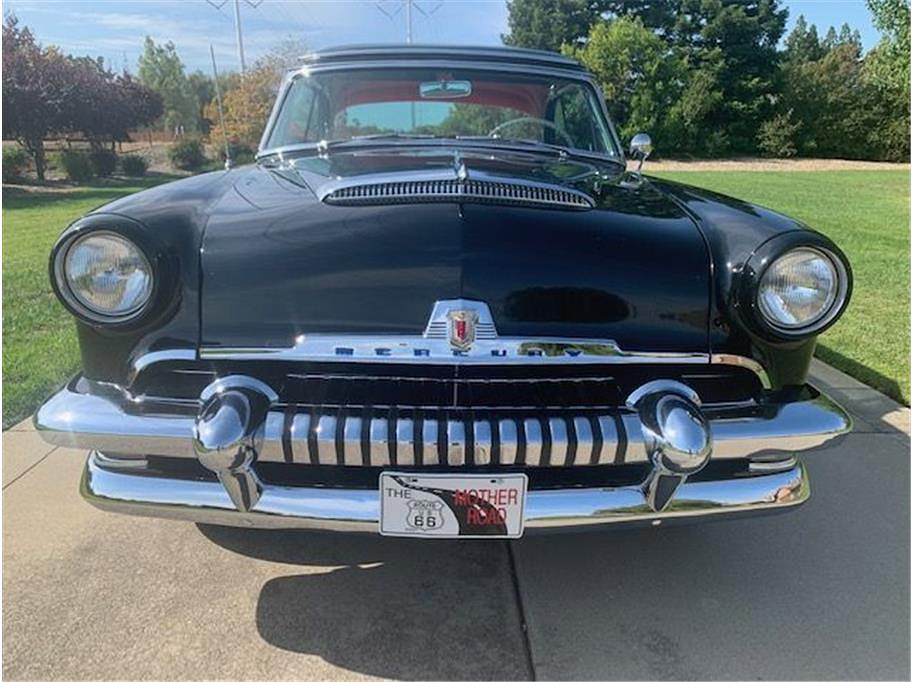 1954 Mercury Monterey Located at Hayes Autos Classic light-box-slides