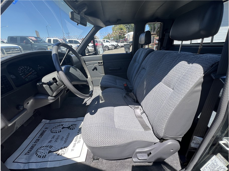 1992 Toyota Xtra Cab Located at Hayes Autos Classic slide-image