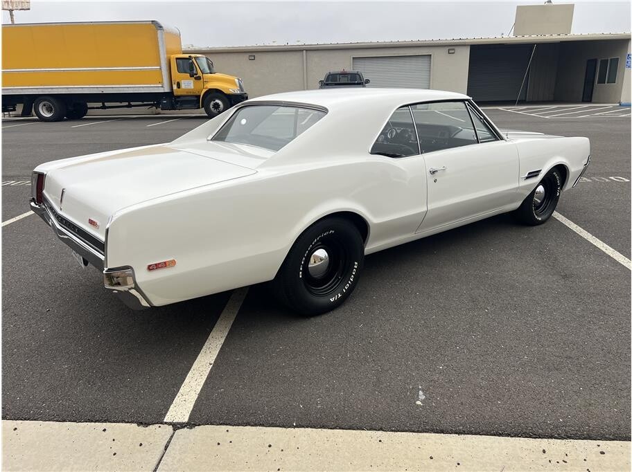 1966 Oldsmobile F85 Cruiser Located at Hayes Autos Classic slide-image