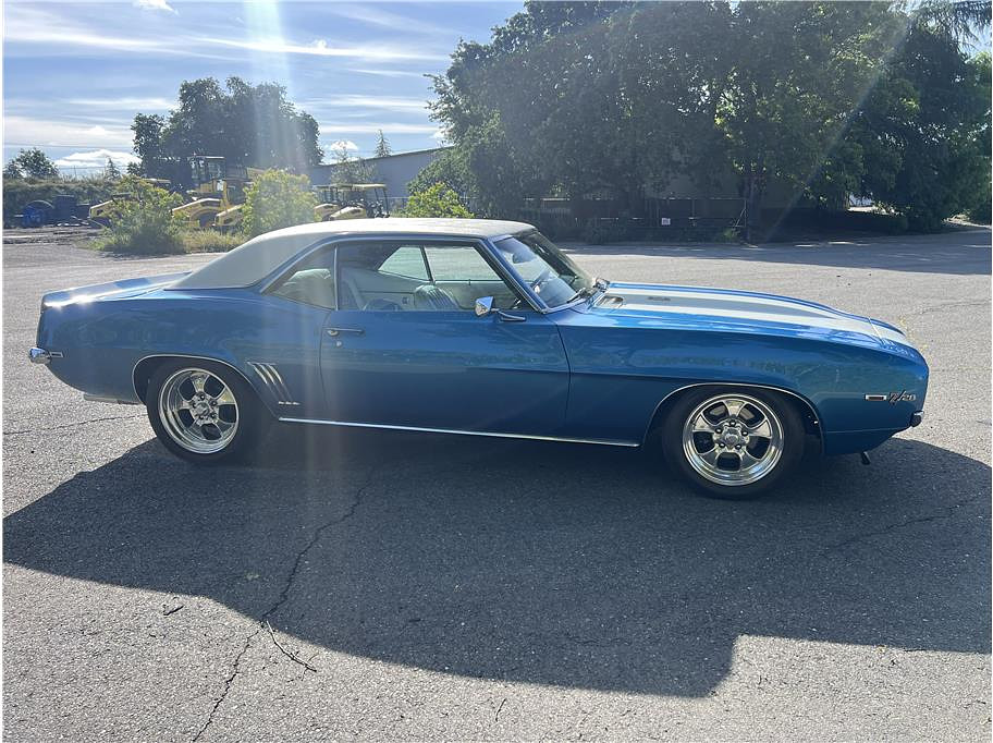 1969 Chevrolet Camaro Located at Hayes Autos Classic slide-image