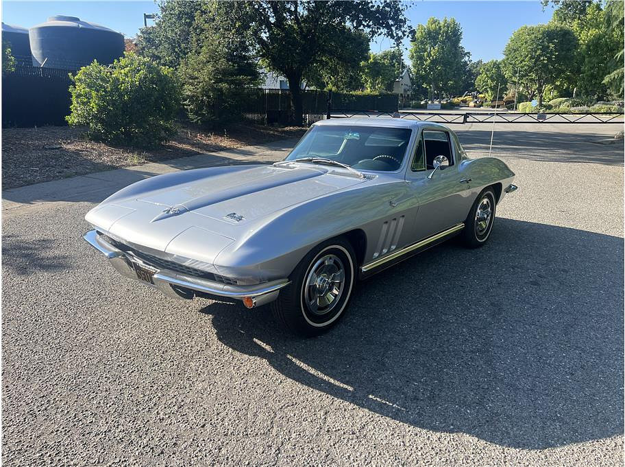 1966 Chevrolet Corvette Located at Hayes Autos Classic slide-image