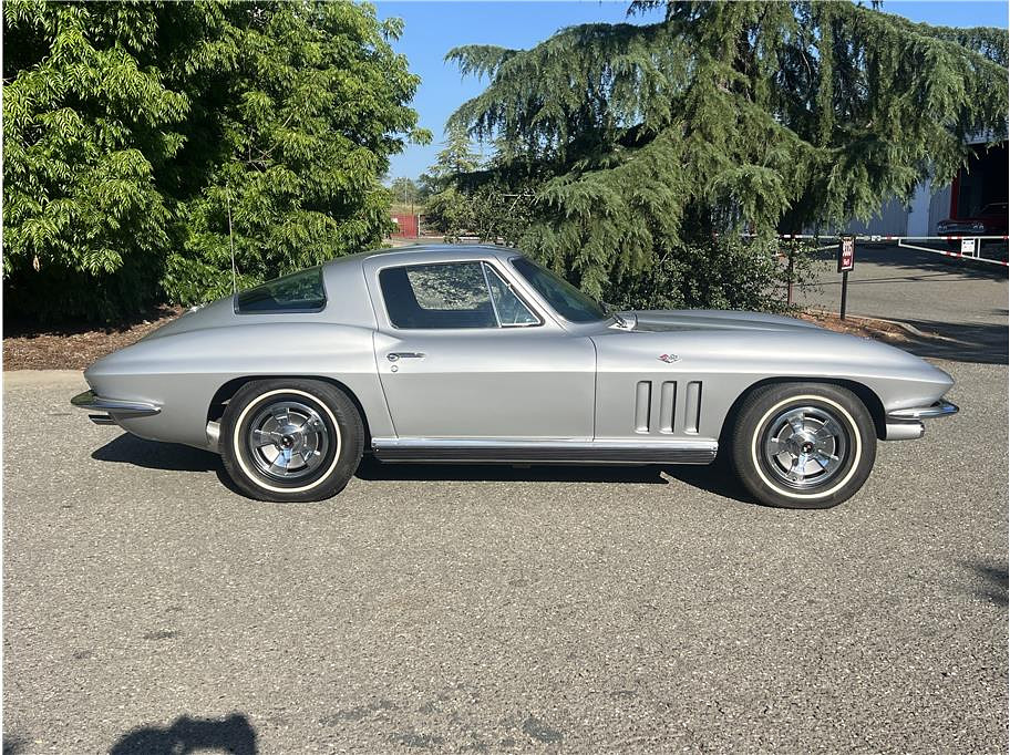 1966 Chevrolet Corvette Located at Hayes Autos Classic light-box-slides