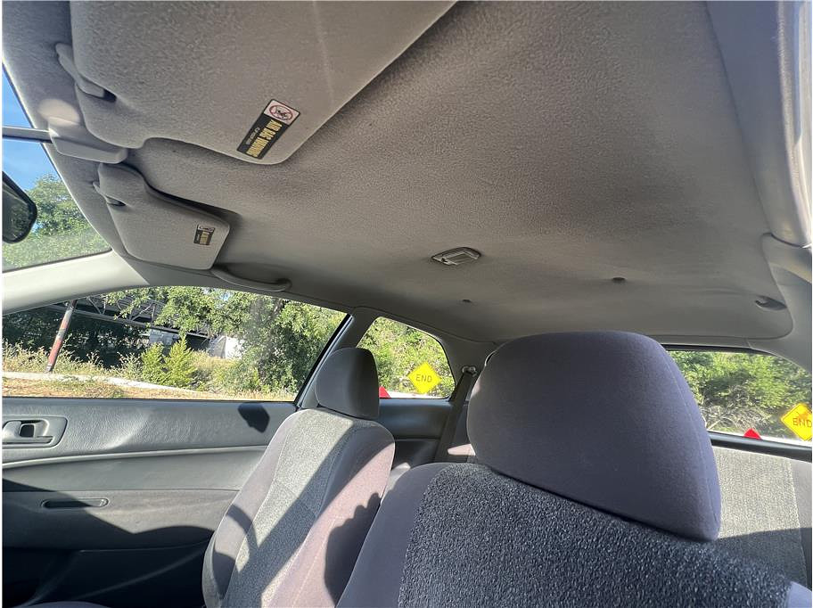 1998 Honda Civic Located at Hayes Autos Classic slide-image