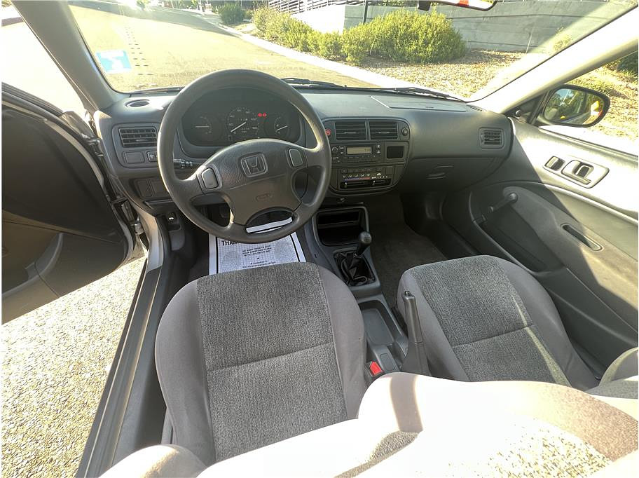 1998 Honda Civic Located at Hayes Autos Classic slide-image