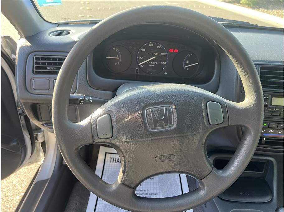 1998 Honda Civic Located at Hayes Autos Classic slide-image