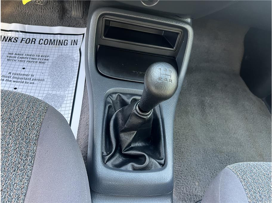 1998 Honda Civic Located at Hayes Autos Classic slide-image