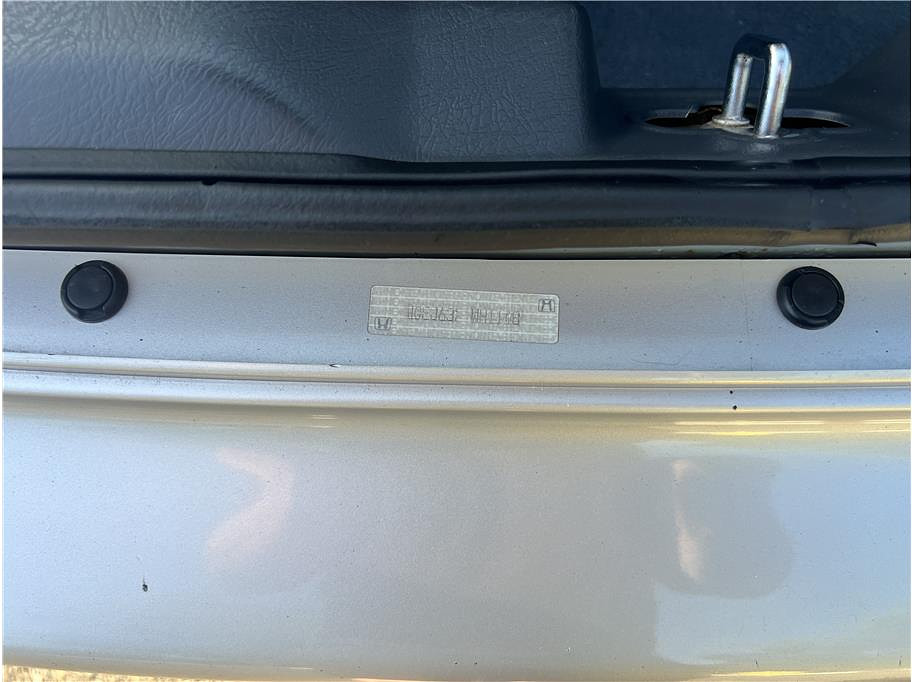 1998 Honda Civic Located at Hayes Autos Classic slide-image