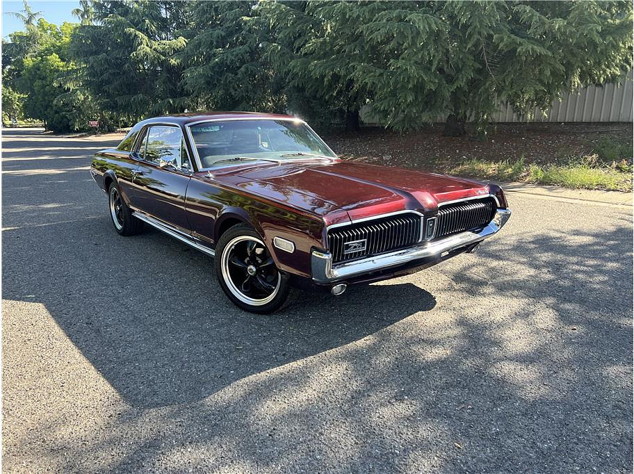 1968 Mercury Cougar Located at Hayes Autos Classic light-box-slides