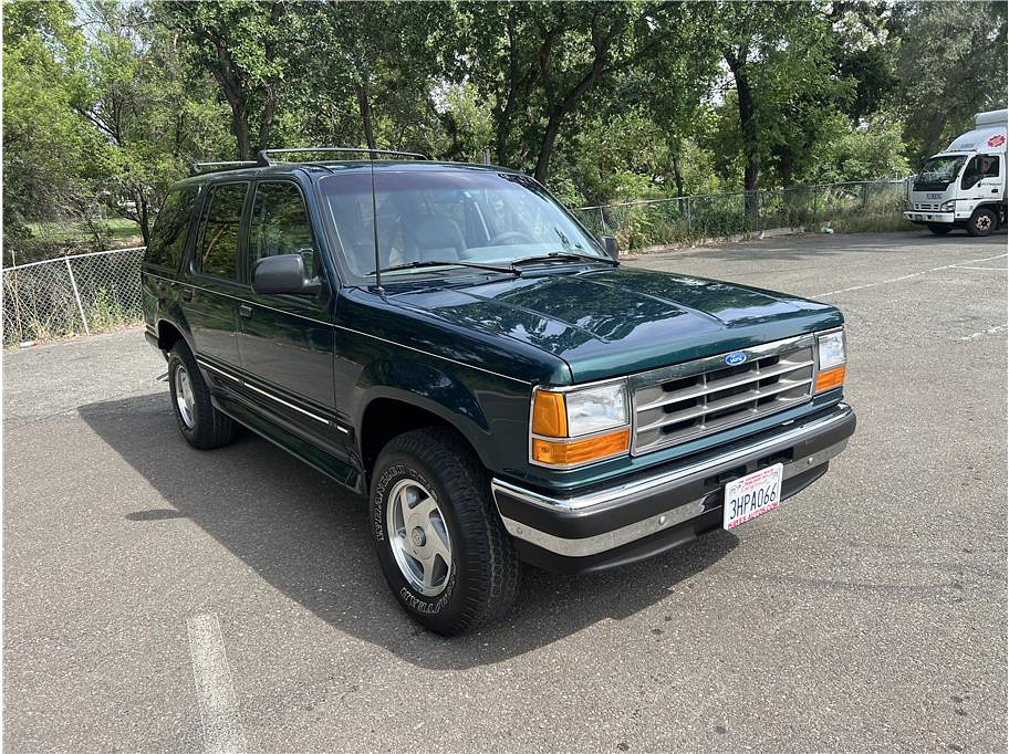 1994 Ford Explorer Located at Hayes Autos Classic slide-image