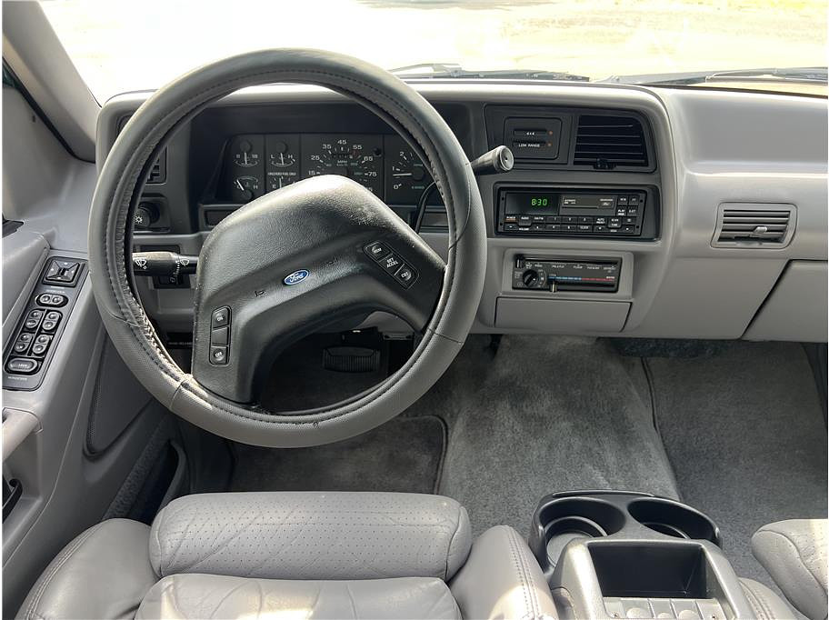 1994 Ford Explorer Located at Hayes Autos Classic light-box-slides