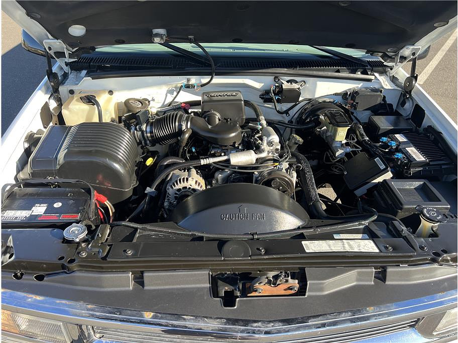 1997 Chevrolet 1500 Extended Cab Located at Hayes Autos Classic slide-image