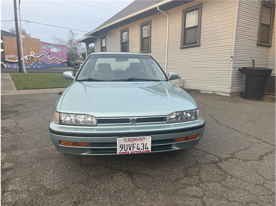 1992 Honda Accord Located at Hayes Autos Classic slide-image