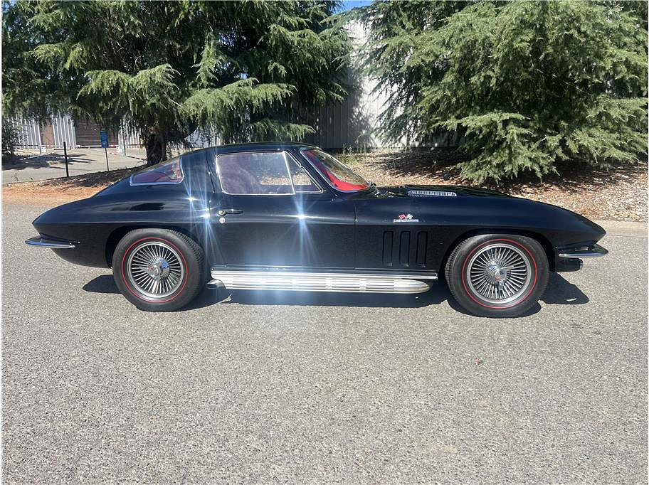 1966 Chevrolet Corvette Located at Hayes Autos Classic light-box-slides