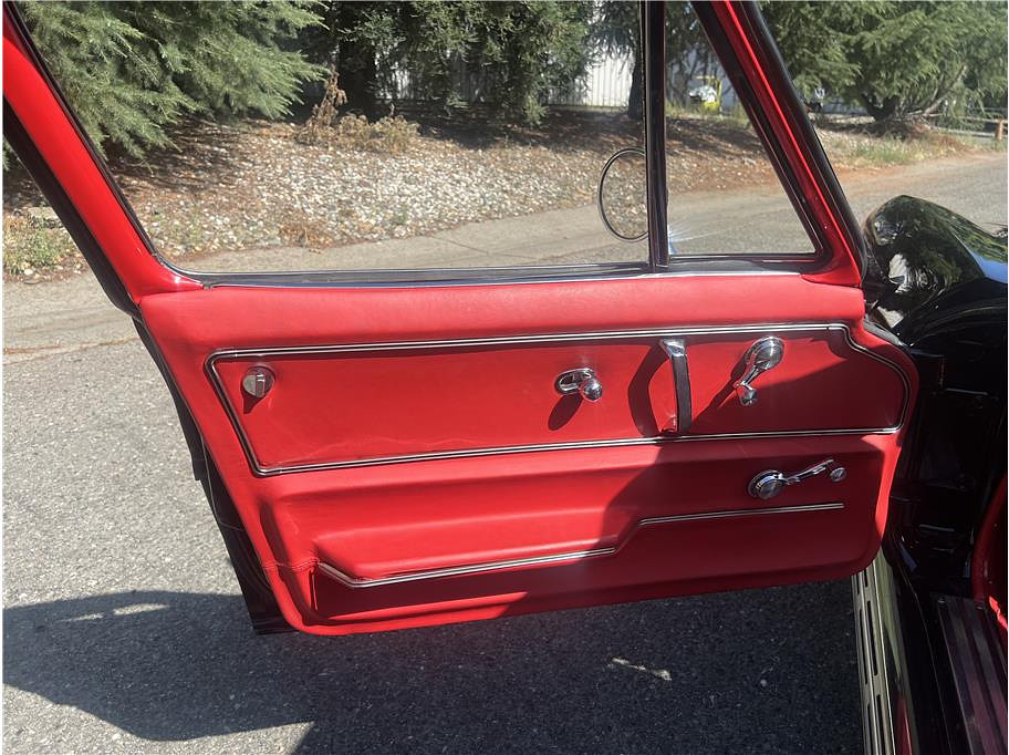 1966 Chevrolet Corvette Located at Hayes Autos Classic slide-image