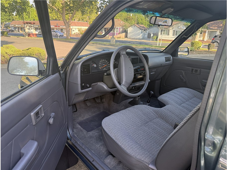 1993 Toyota Regular Cab Located at Hayes Autos Classic light-box-slides