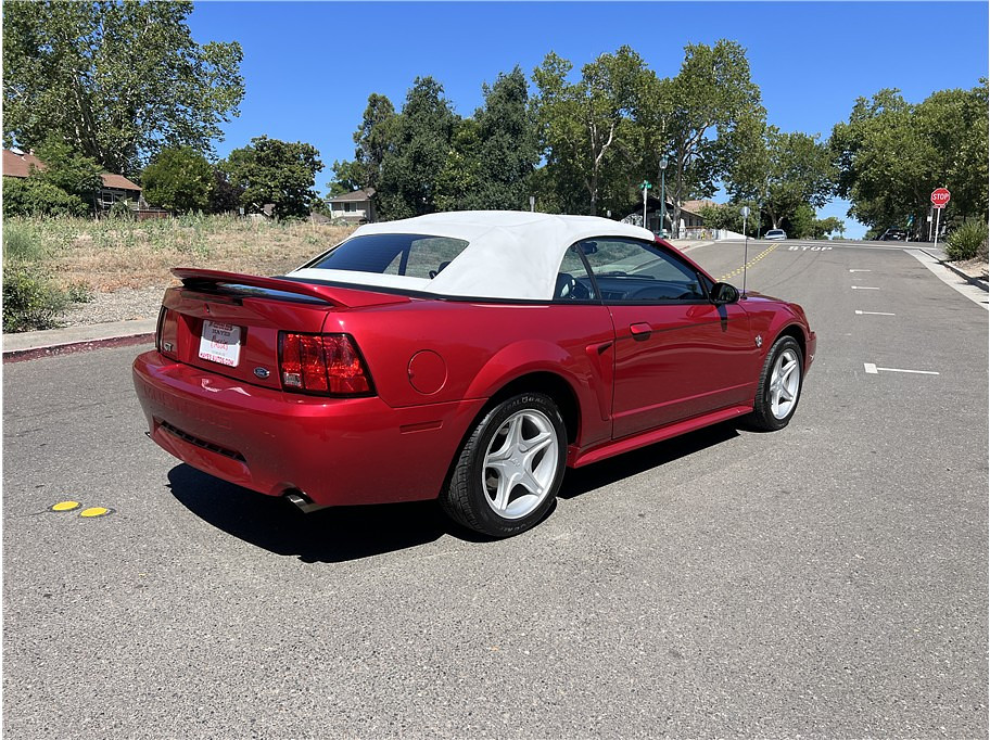 1999 Ford Mustang Located at Hayes Autos Classic light-box-slides