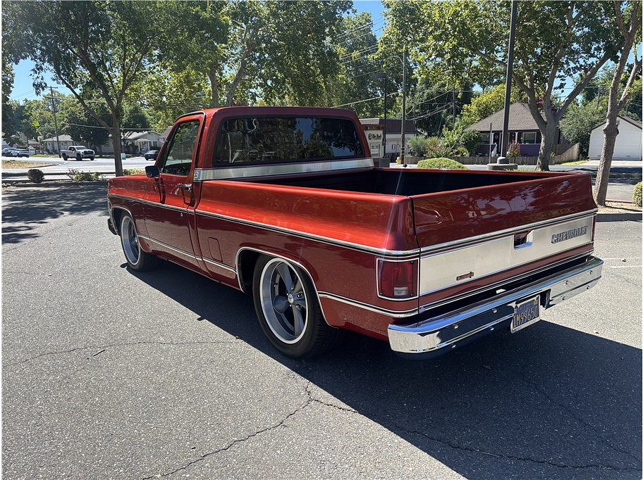 1979 Chevrolet c10 Located at Hayes Autos Classic light-box-slides