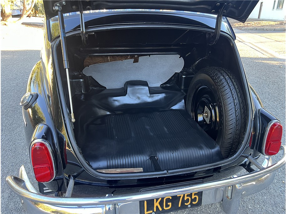 1961 Volvo P544 Located at Hayes Autos Classic light-box-slides